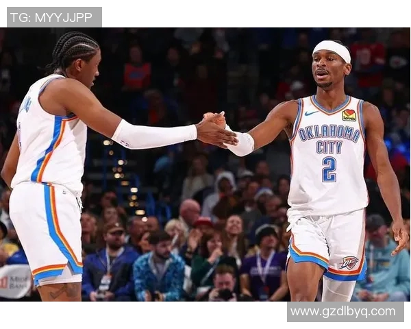 湖人勇士25号对决精彩回顾与赛后分析全景呈现