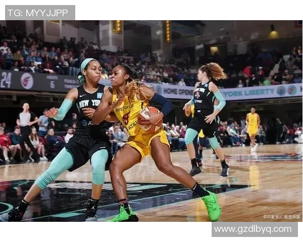 风暴与自由人精彩对决视频回顾赛场上的激情与策略碰撞