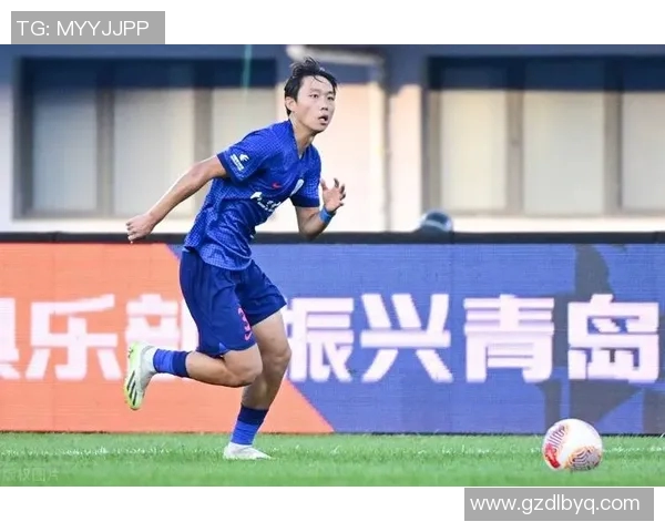 上海申花与恒大对决分析：战术布局与球员表现的深度剖析