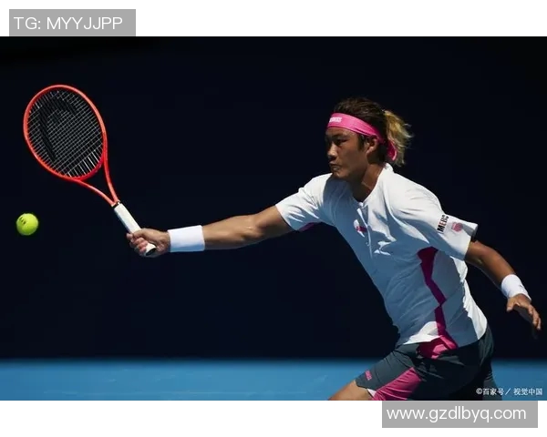 羽毛球巨献：深入解析上海羽毛球队运动员的个人技能与训练秘诀