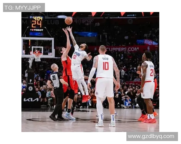 黄蜂与猛龙季前赛精彩对决全场录像回放及精彩瞬间分析